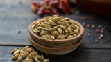 What Does Cardamom Taste Like? A Detailed Flavor Profile!